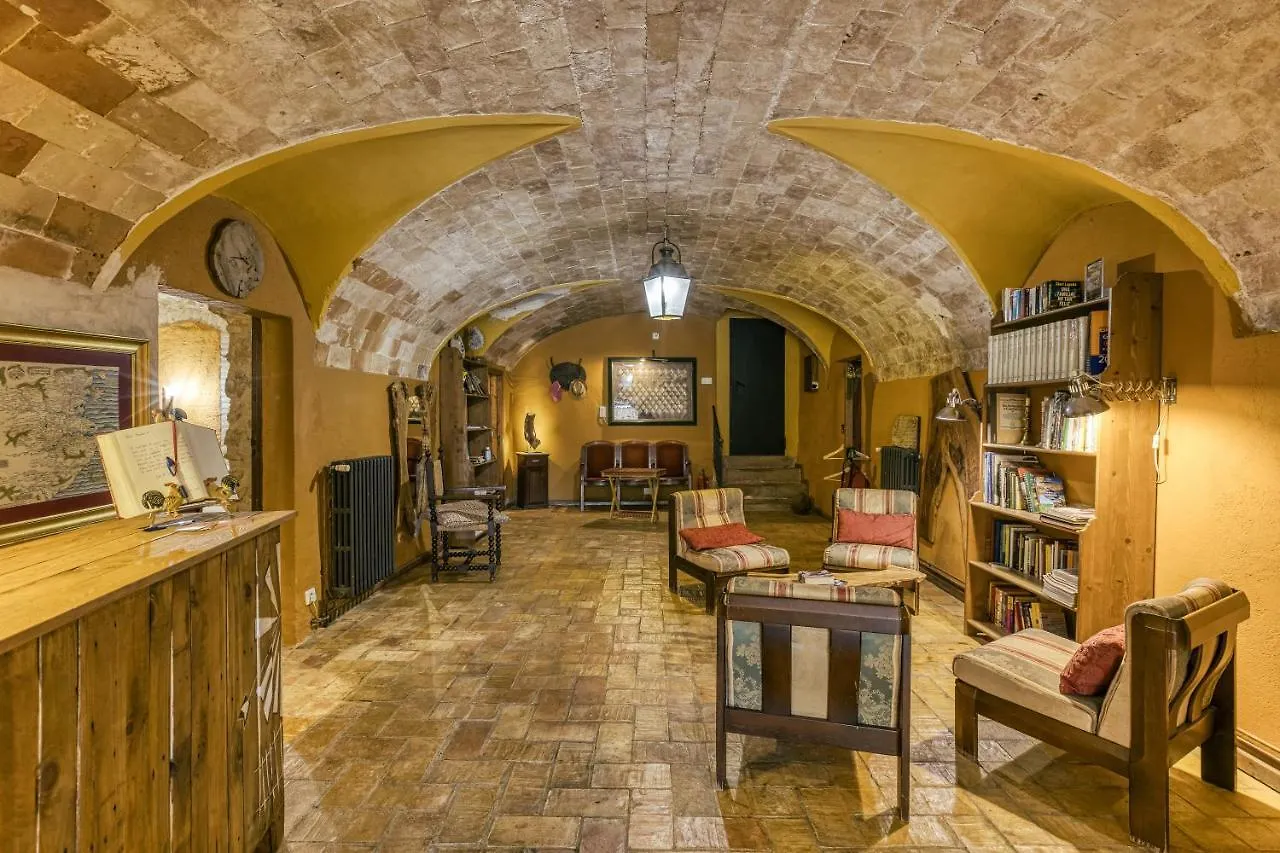 Farm stay Mas Alba Villa San Esteban de Guialbes
